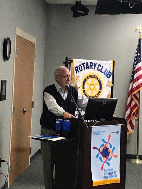 Don Ershig speaks to the Rotary Club of Henderson about new bargain stores opening soon. (Feb. 20, 2020)