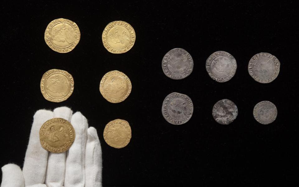 Dorset Echo: Civil War coins discovered by Mr and Mrs Fooks near Bridport 