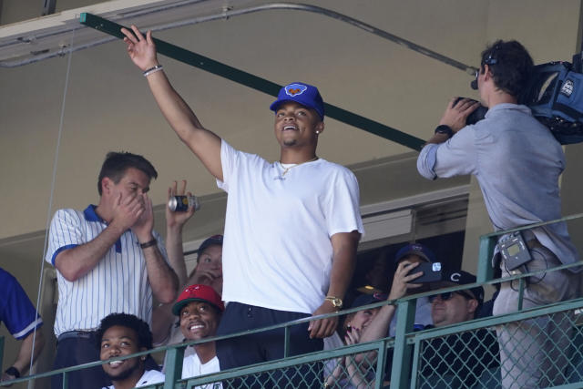 WATCH: Bears' Justin Fields, Cole Kmet blast home runs at Wrigley