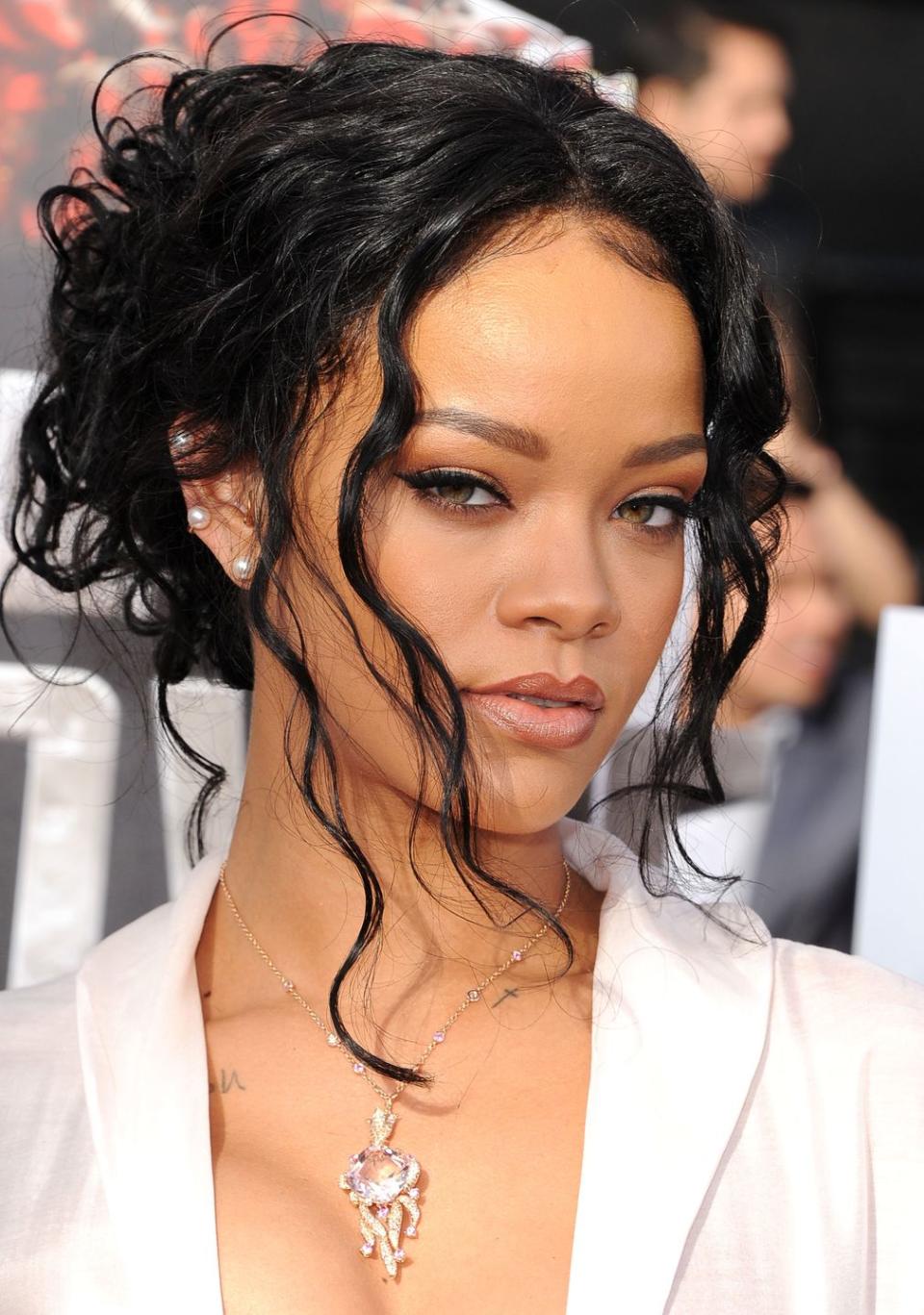 valentines day hairstyles rihanna