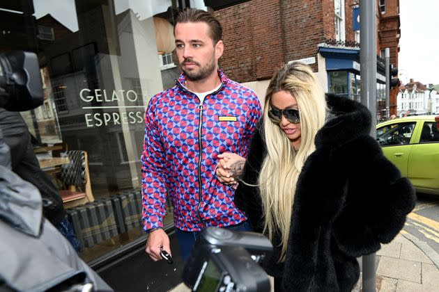 Katie Price arriving in court with fiancé Carl Woods on Wednesday morning (Photo: Anadolu Agency via Getty Images)