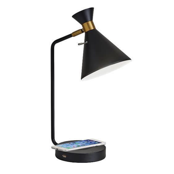 5) Maxine AdessoCharge Desk Lamp