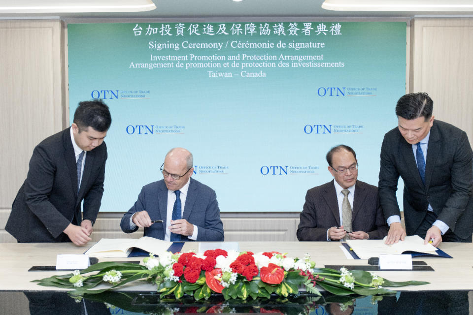 台灣與加拿大FIPA完成簽署。(行政院經貿辦提供)