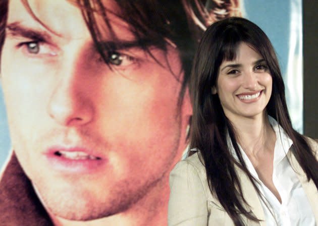 Lors du tournage du film "Vanilla Sky", réalisé la même année que son divorce avec Nicole Kidman, Tom Cruise rencontre l'actrice espagnole Penelope Cruz. (Reuters)