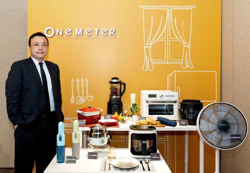 上洋同步開發自有家電品牌「one-meter」，讓民眾能夠輕鬆享受便利生活，圖為上洋產業執行長吳國華。（上洋提供）