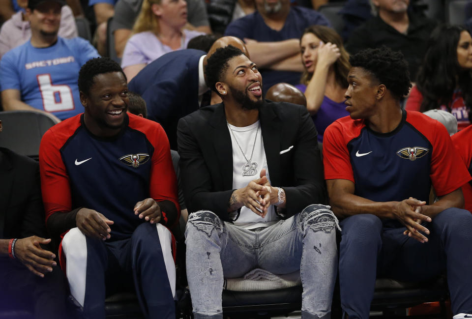 Anthony Davis made clear before the Pelicans' home finale that he still wants out of town. (AP)
