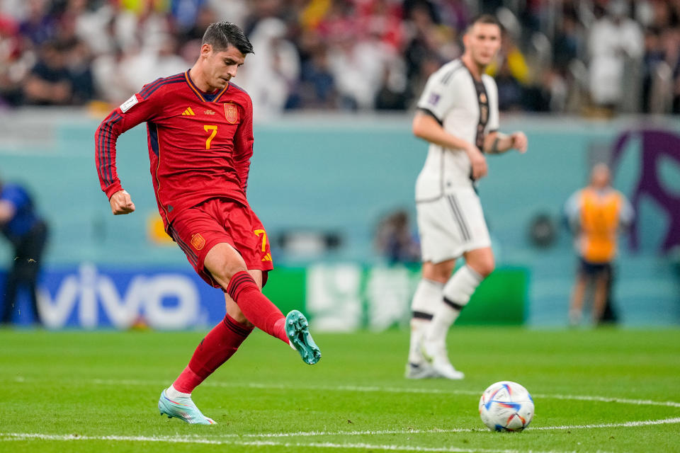 AL KHOR, QATAR - NOVEMBER 27: Alvaro Morata of Spain controls the ball during the FIFA World Cup Qatar 2022 Group E match between Spain and Germany at Al Bayt Stadium on November 27, 2022 in Al Khor, Qatar. (Photo by Ulrik Pedersen/Defodi Images via Getty Images)