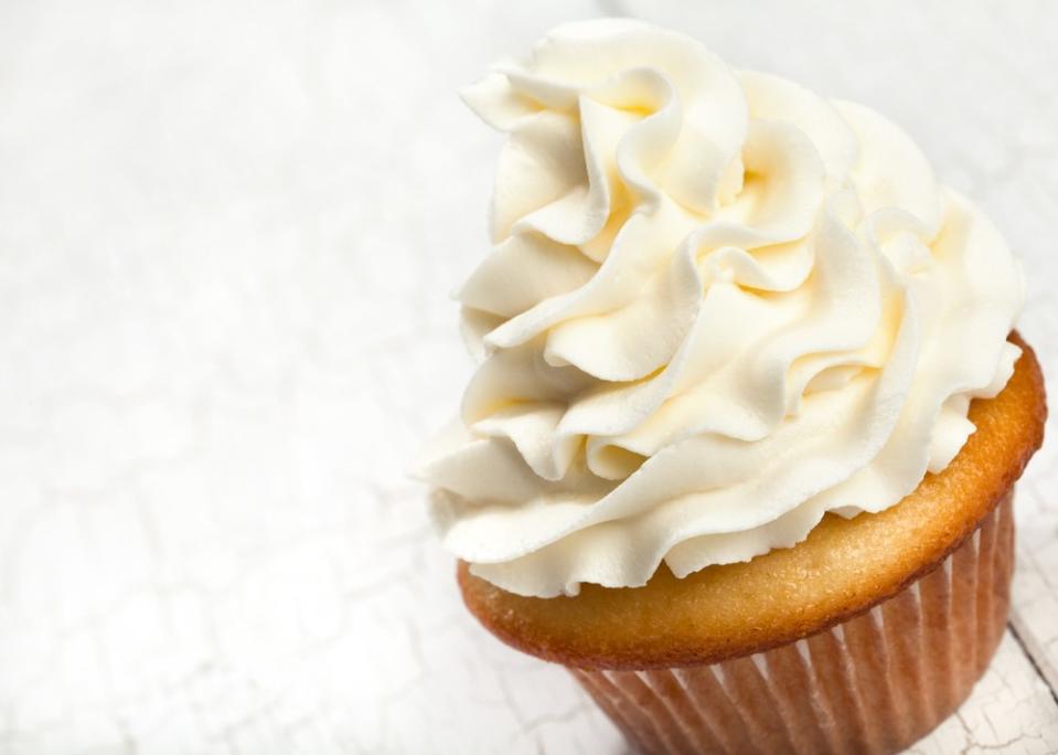 White Cupcakes