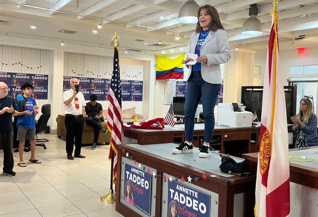 Democratic candidate for Congress Annette Taddeo rallies volunteers at her headquarters on Oct. 9 in her campaign to unseat Republican U.S. Rep. Maria Salazar. (Photo: S.V. Date/HuffPost)