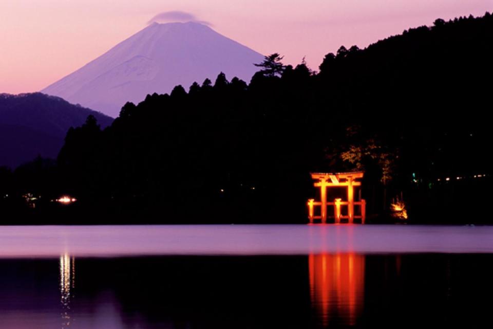 日本箱根蘆之湖。(網上圖片)