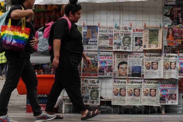 portadas de periódicos con la detención del mayo zambada
