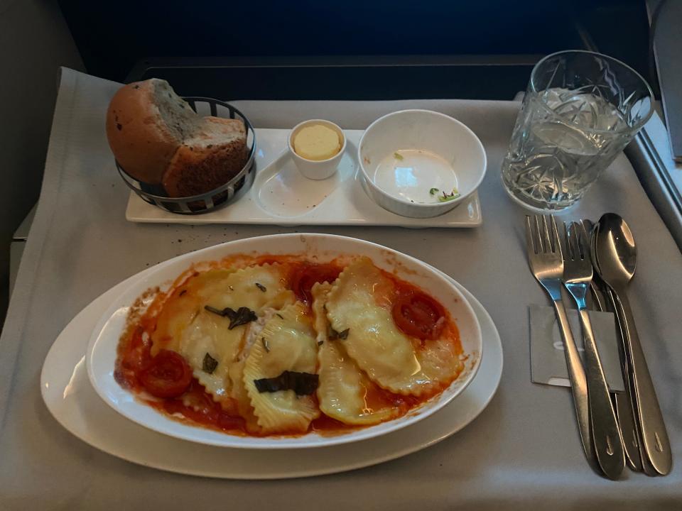 Dinner served on British Airways Club Suite, Paul Oswell, "Review with photos of British Airways' Business Class Club Suite"