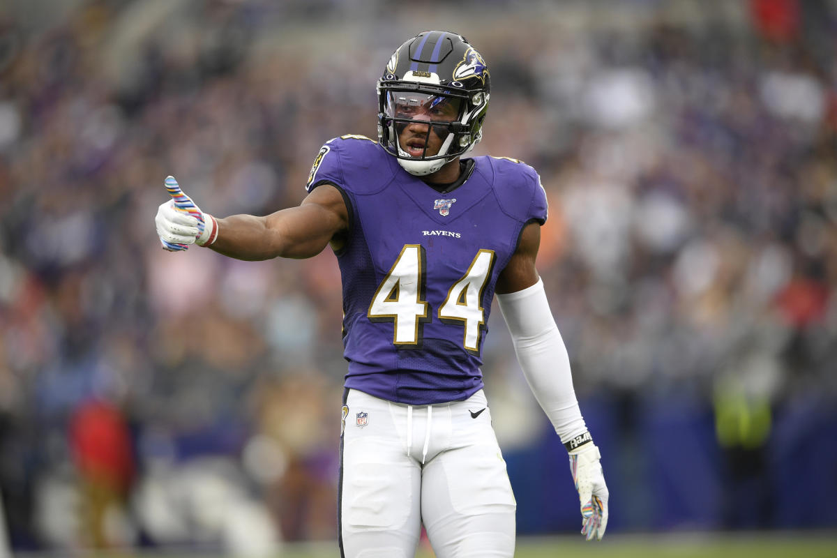 Baltimore Ravens cornerback Marlon Humphrey warms up before an NFL