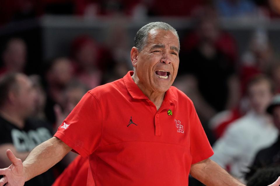 Kelvin Sampson's Houston Cougars are undefeated at the Fertitta Center heading into their game against the UC Bearcats.