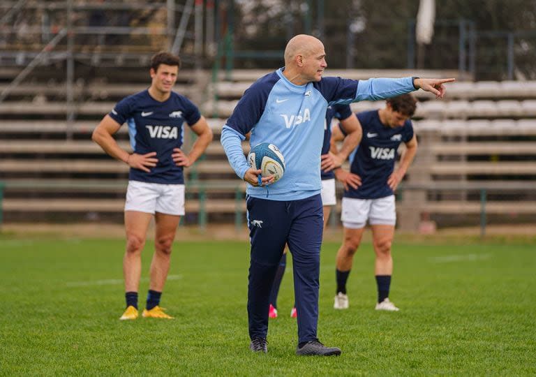 Felipe Contepomi fue confirmado como entrenador de Los Pumas; aquí, en un entrenamiento de julio de 2023