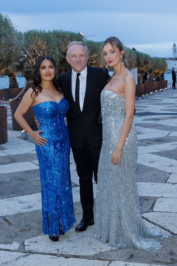 Salma Hakey, Francois-Henry Pinault y Mathilde Pinault