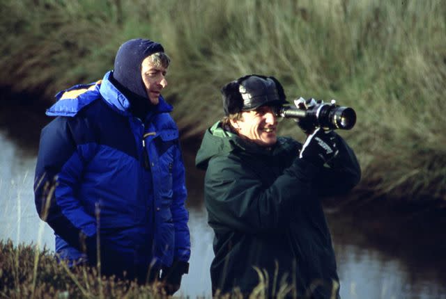 <p>ary Evans/PALACE PRODUCTIONS/Ronald Grant/Everett </p> Director David Leland with viewfinder in 1991.