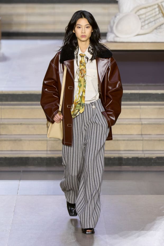 <p>Louis Vuitton Fall 2022. Photo: Imaxtree</p>