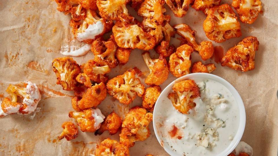 air fryer buffalo cauliflower