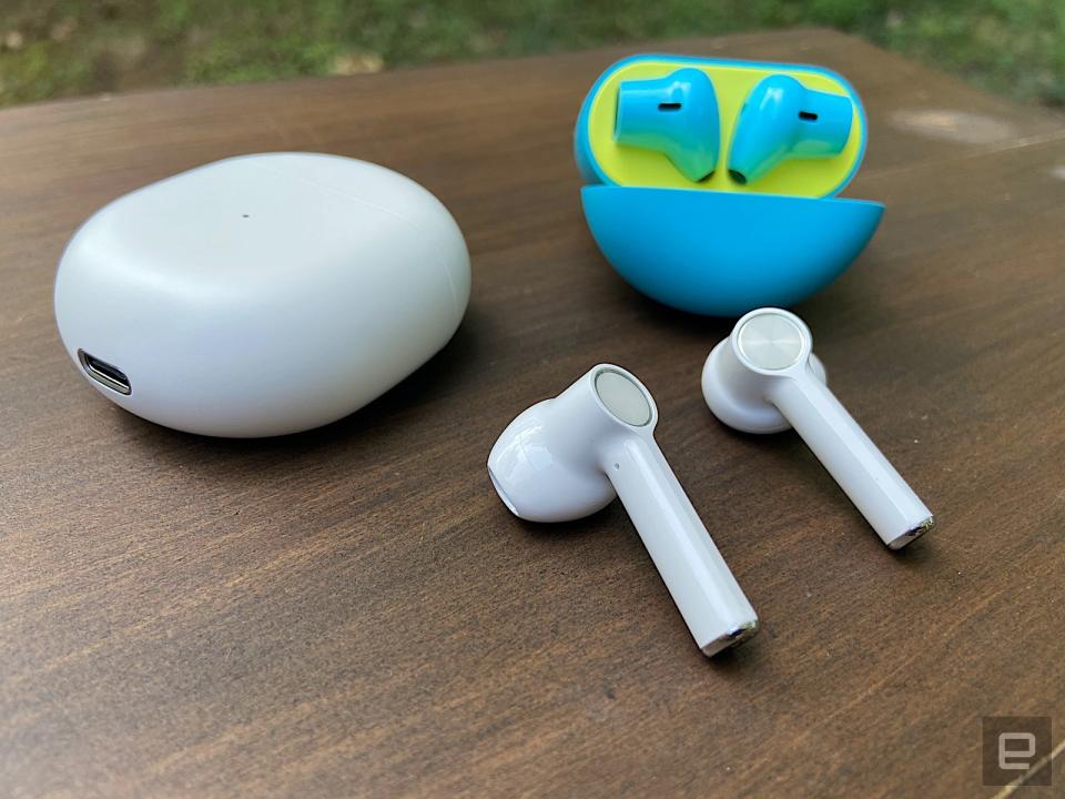 A closer look at OnePlus' first true wireless earbuds.