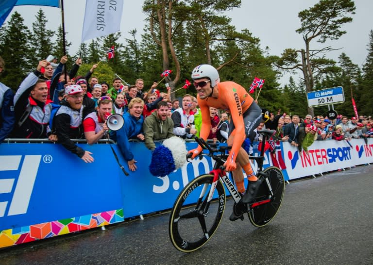 Netherlands' Tom Dumoulin competes during the men's elite individual time trial at the UCI Cycling Road World Championships on September 20, 2017 in Bergen, Norway