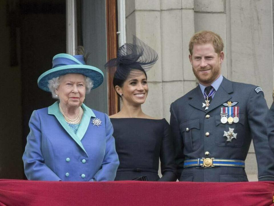 "Die Queen war immer wundervoll zu mir", sagte Herzogin Meghan (Mitte) über die Großmutter ihres Mannes, Prinz Harry. (Bild: imago/Starface)