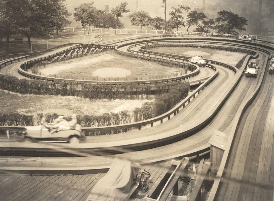 1930s: Auto Race, Kennywood, West Mifflin, Pennsylvania