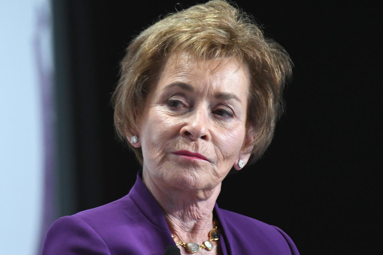 Judge Judy Sheindlin confronted a man without a mask at a hair salon.