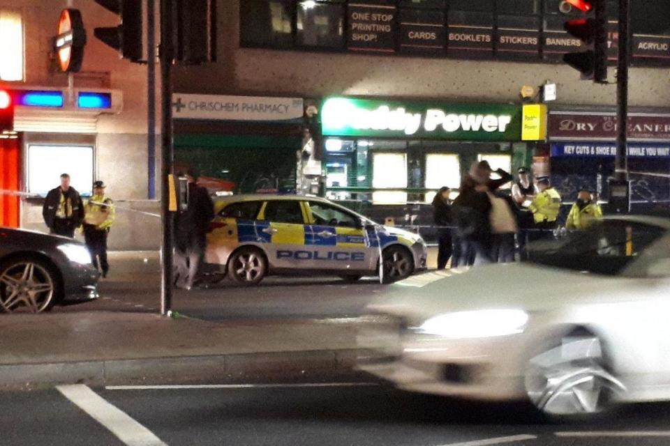 Police presence: The aftermath of the shooting in Mile End (Twitter/@AABDURRASHID)