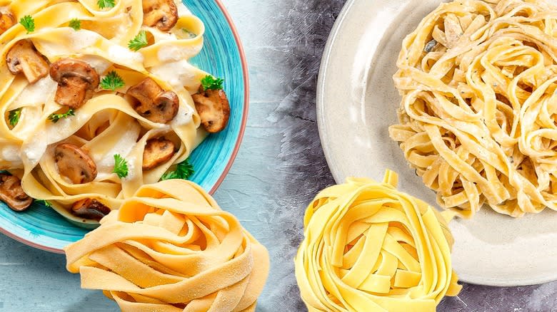 fettuccine and pappardelle pasta