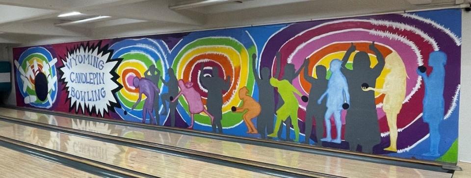 A full-length mural was installed in 2015 to celebrate the bowling alley's history.