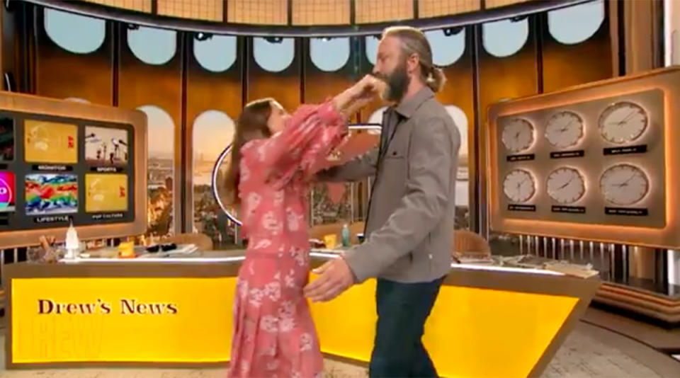 Tom Green hugs Drew Barrymore in an episode of The Drew Barrymore Show. Photo: CBS.