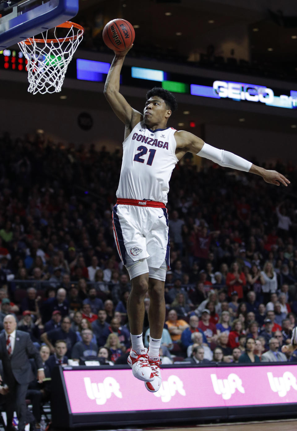 Gonzaga's Rui Hachimura dunks against St. Mary's during the first half of an NCAA college basketball game for the West Coast Conference men's tournament title, Tuesday, March 12, 2019, in Las Vegas. (AP Photo/John Locher)