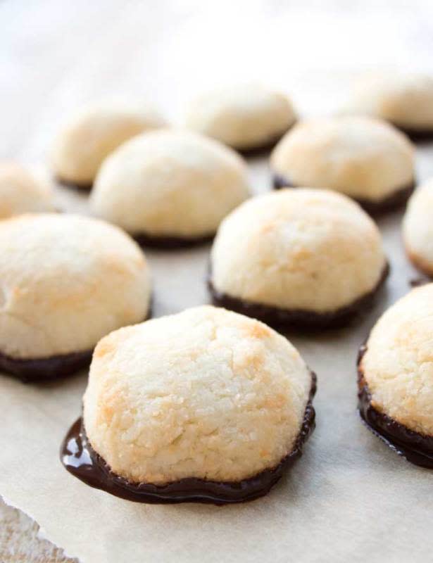 <p>Sugar Free Londoner</p><p>Enjoy these Keto Macaroons made with shredded coconut and dipped in sugar-free chocolate. This low-carb treat is crispy, chewy and utterly delicious!</p><p><a href="https://sugarfreelondoner.com/keto-macaroons-sugar-free/" rel="nofollow noopener" target="_blank" data-ylk="slk:Get the recipe!;elm:context_link;itc:0;sec:content-canvas" class="link ">Get the recipe!</a></p>