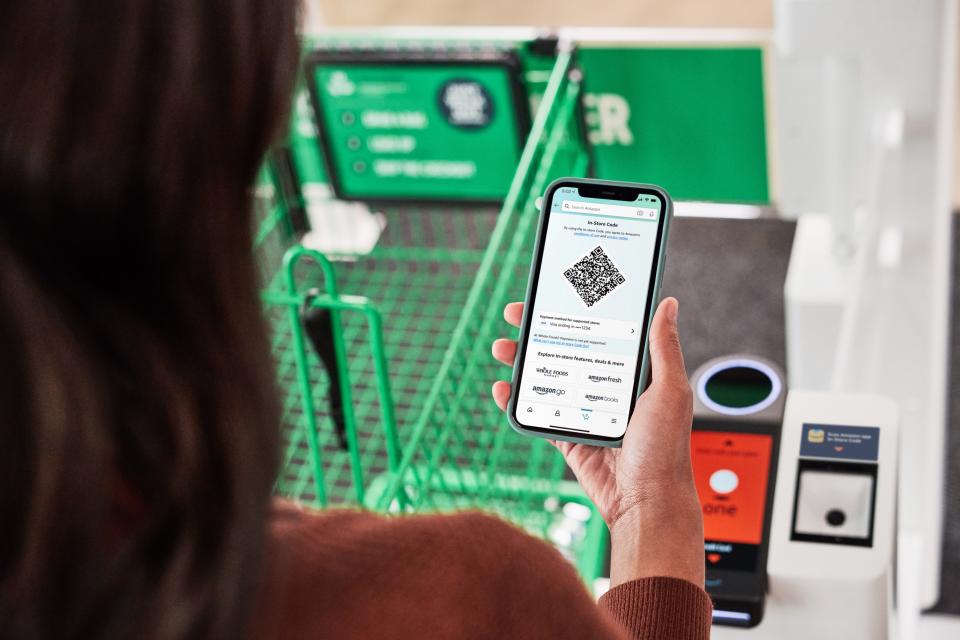 Amazon Fresh grocery stores uses Just Walk Out technology.