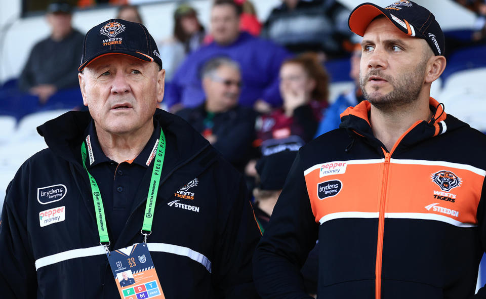 Tim Sheens and assistant coach Robbie Farah.