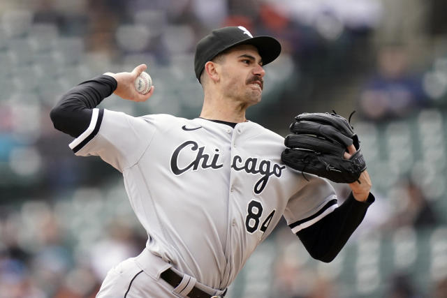 Jose Abreu hits pair of 2-run homers, White Sox beat Tigers