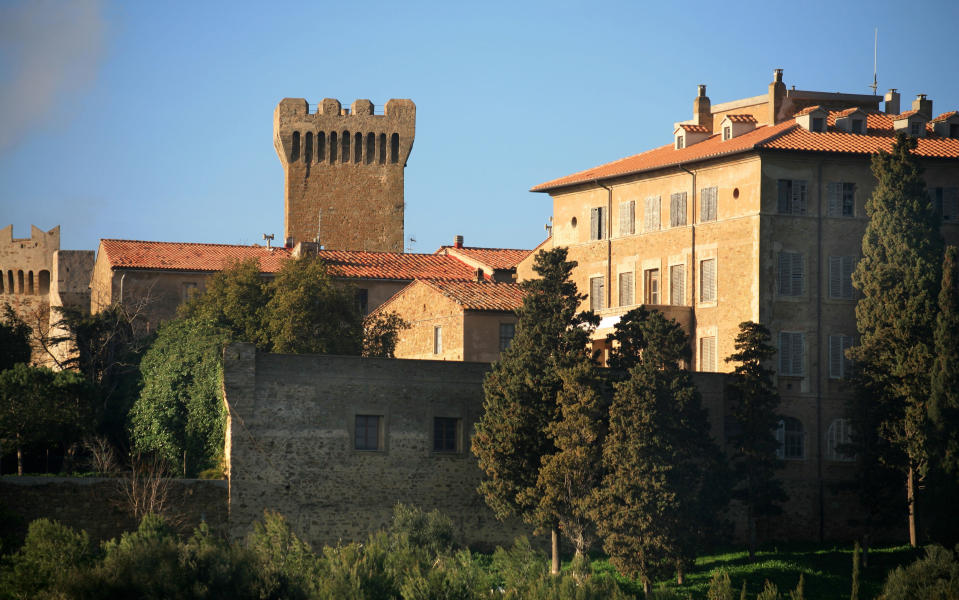 What can we unearth about Italy’s ancient people from the ruins they left along the coast of Tuscany? Dust off clues on a tour with Earthwatch - Credit: Alamy