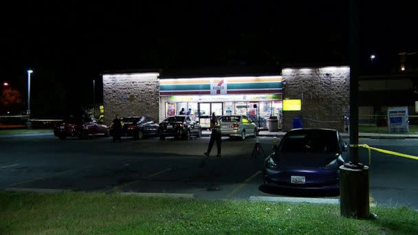 PHOTO: Police investigate a shooting at a 7-Eleven in Capitol Heights, Maryland, Sept. 3, 2022. (WJLA)