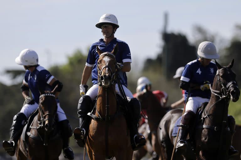 Mac Donough y Juan Martín Nero (derecha) conquistaron juntos once veces el Argentino Abierto y cuatro la Triple Corona; polistas de Monterosso en el Abierto del Jockey, fueron claramente superados en la final por los primos Cambiaso y Castagnola.