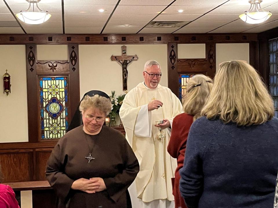 Bishop Christopher Coyne celebrates Communion at the Burlington Diocese on Dec. 7, 2022.