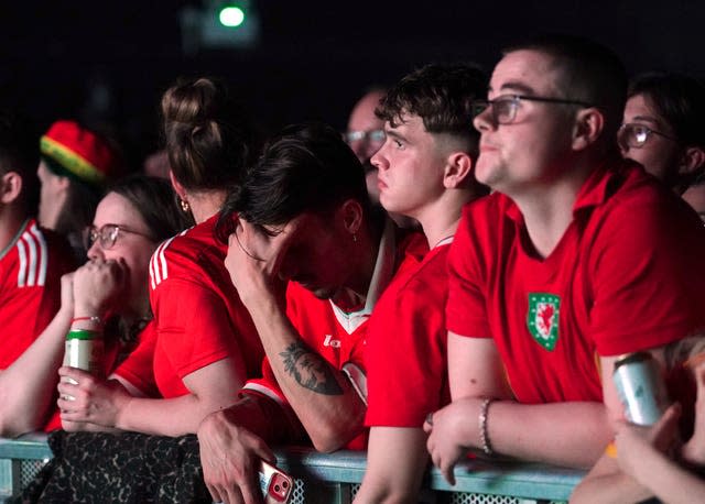 Fans watch Wales v England – FIFA World Cup 2022