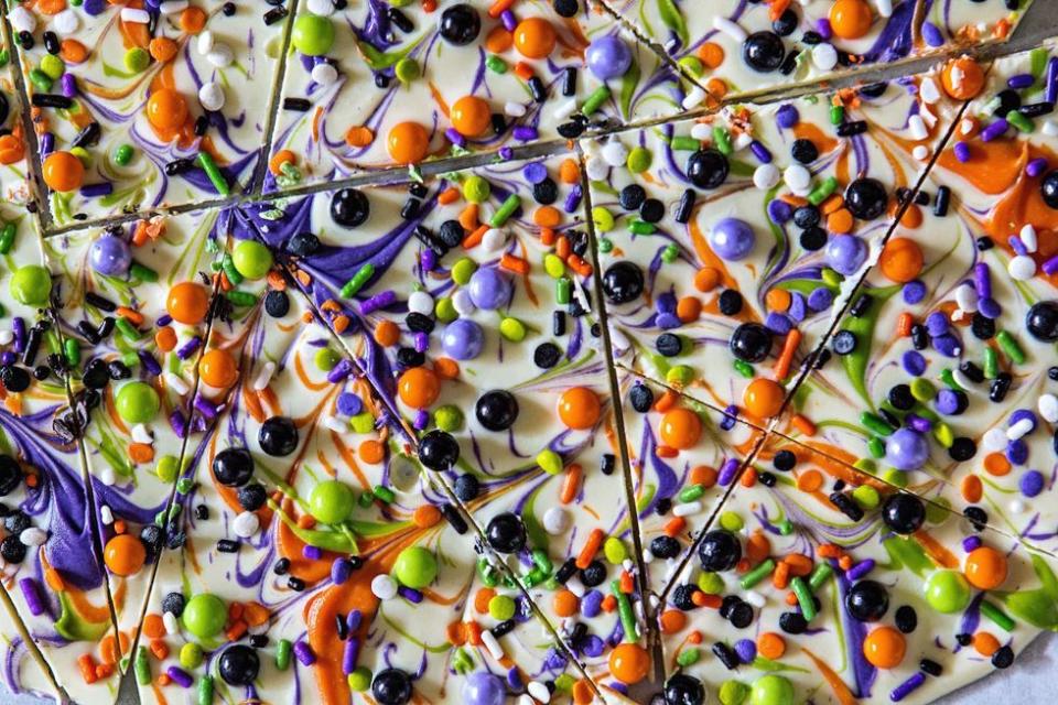 Halloween Candy Bark