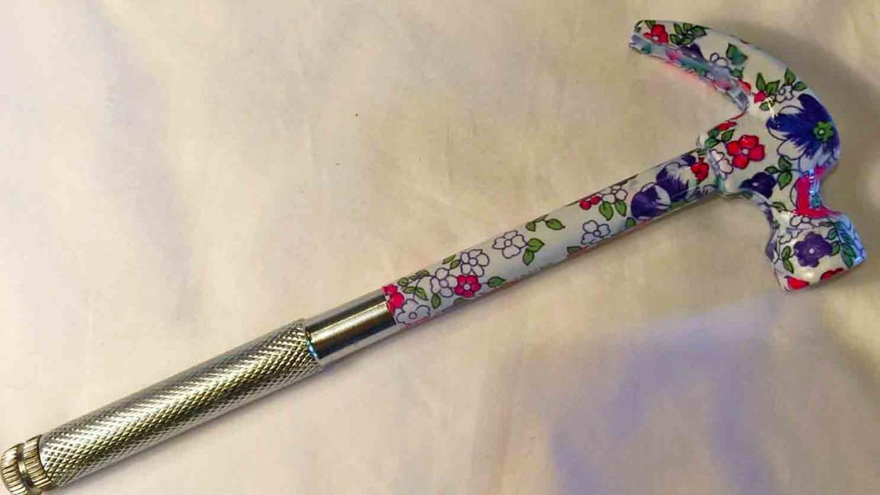 floral-hammer