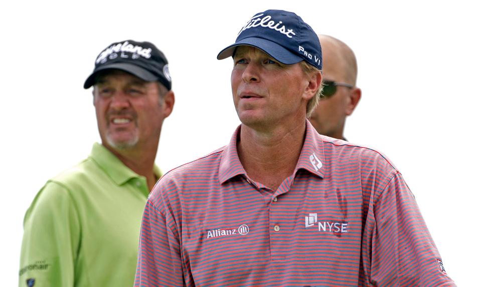 pga12, spt, lynn, 18.-Steve Stricker  and Jerry Kelly look toward the 7th green during the final practice round at Whistling Straits in Haven, WI Wednesday August 11 2010.  Stricker played with Jerry Kelly for the second straight day. Photo by Tom Lynn/TLYNN@JOURNALSENTINEL.COM