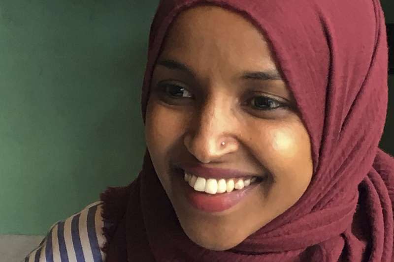 2018年美國期中選舉，有望成為首位索馬利亞裔穆斯林眾議員的歐瑪爾（Ilhan Omar）。（AP）