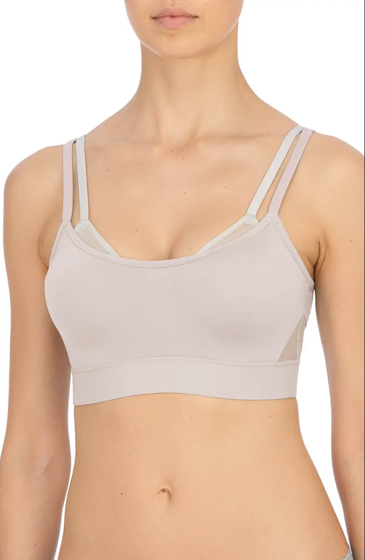 16) Gravity Contour Underwire Sports Bra