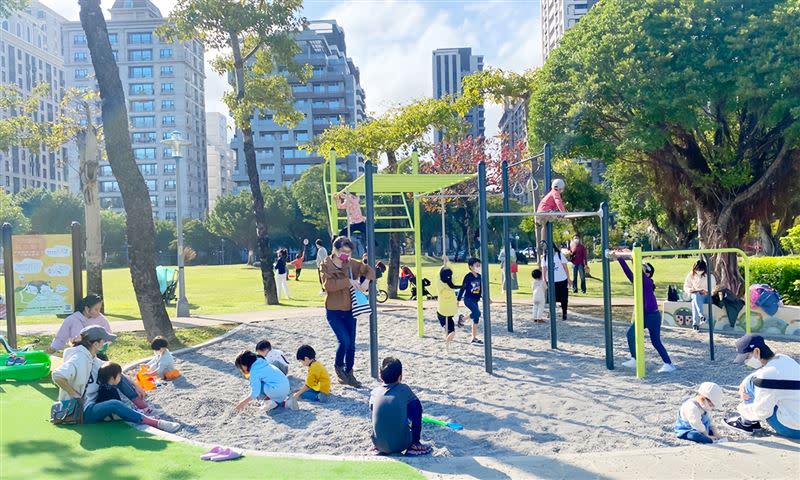 新北環狀線幸福站附近頭前運動運動公園 。（圖／翻攝畫面）