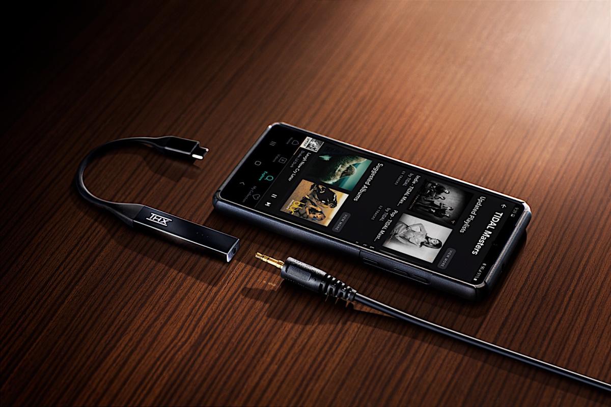 THX s Onyx is a tiny USB C headphone DAC that supports master