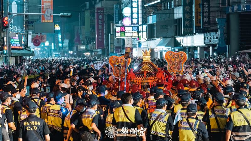 大甲媽遶境，參與遶境盛事飆破300萬人次。（圖／翻攝自大甲鎮瀾宮臉書）